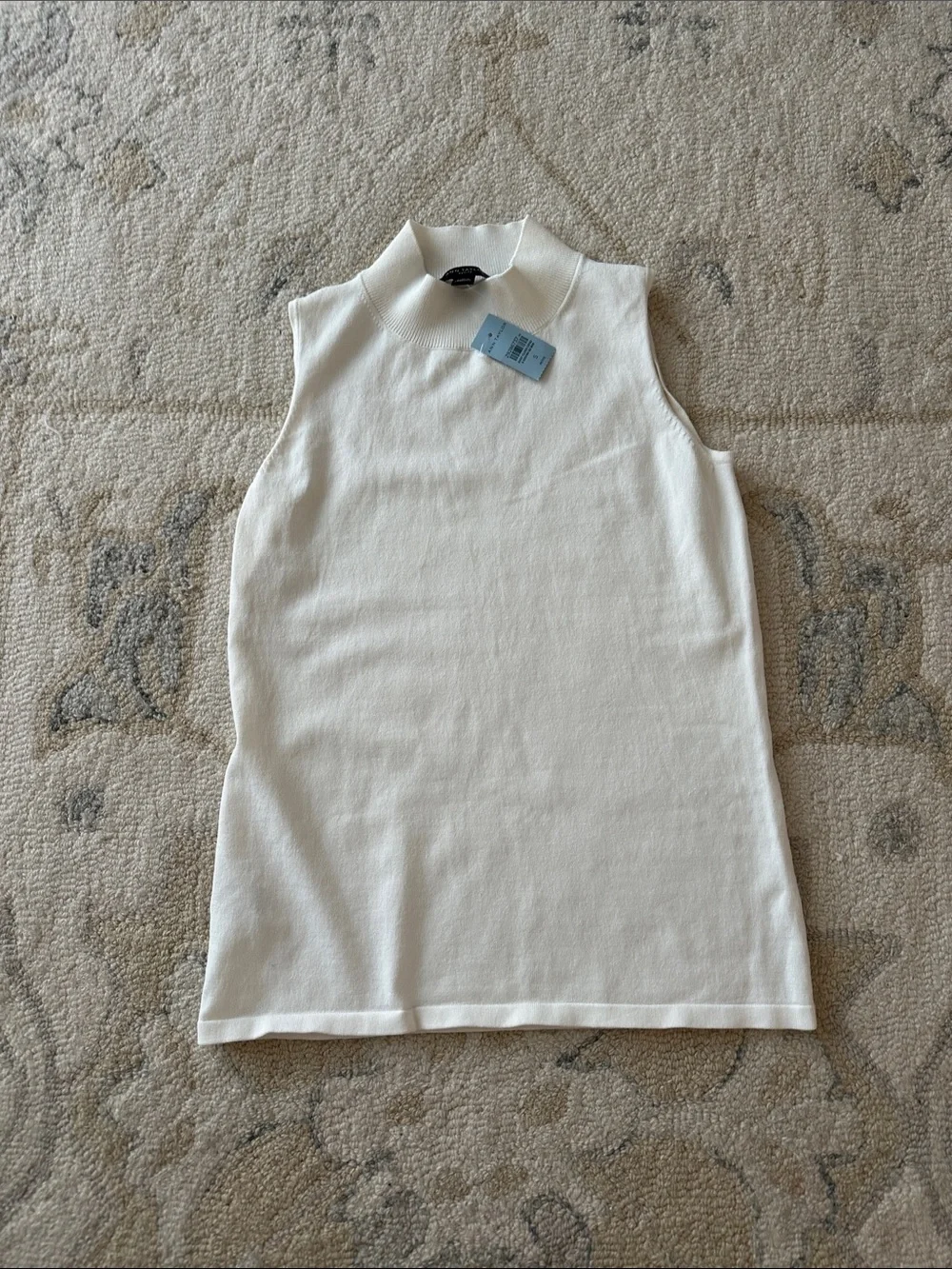Ann Taylor Cream Sleeveless Mock Neck Tank - Picture 1 of 2